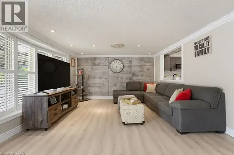 29 Woodland Drive Cambridge ON N1R 2X7