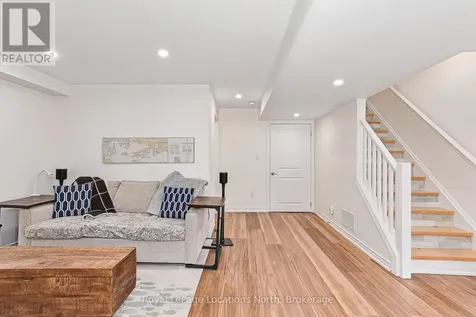 16 Greaves Avenue Collingwood ON L9Y 0Z5