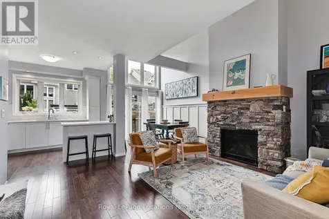 16 Greaves Avenue Collingwood ON L9Y 0Z5