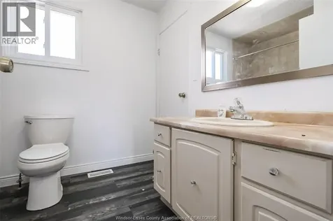 3309 Aurora Drive Windsor ON N8R 1Y9