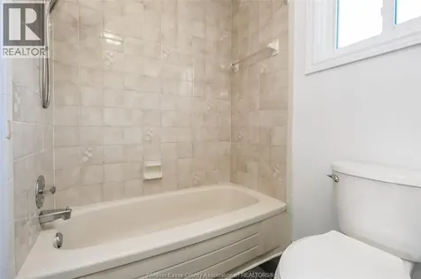 3309 Aurora Drive Windsor ON N8R 1Y9
