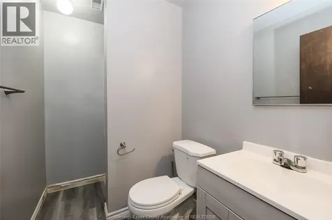 3309 Aurora Drive Windsor ON N8R 1Y9