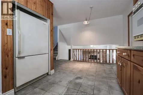 3309 Aurora Drive Windsor ON N8R 1Y9
