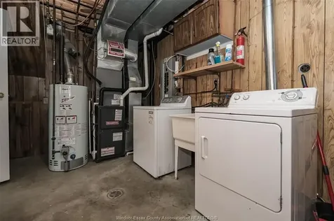 3309 Aurora Drive Windsor ON N8R 1Y9