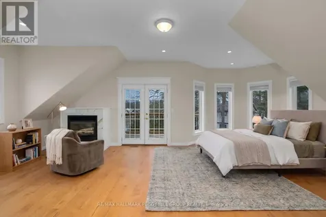 2026 River Road West Wasaga Beach ON L9Z 2W1