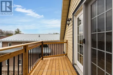 2026 River Road West Wasaga Beach ON L9Z 2W1