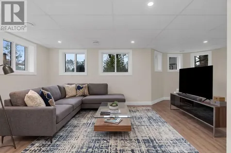 2026 River Road West Wasaga Beach ON L9Z 2W1