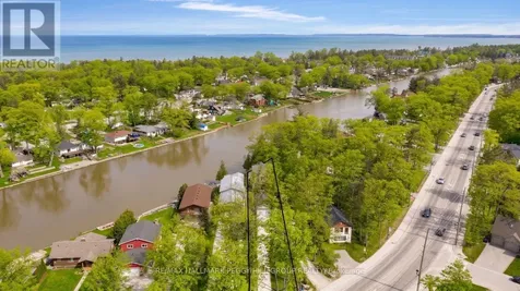 2026 River Road West Wasaga Beach ON L9Z 2W1