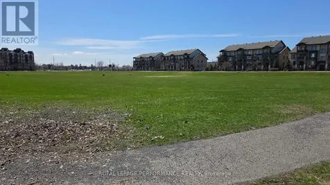 655 Beauparc Private Ottawa ON K1J 0B6