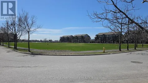 655 Beauparc Private Ottawa ON K1J 0B6