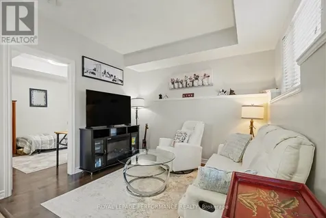 655 Beauparc Private Ottawa ON K1J 0B6
