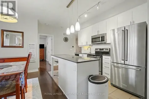 655 Beauparc Private Ottawa ON K1J 0B6