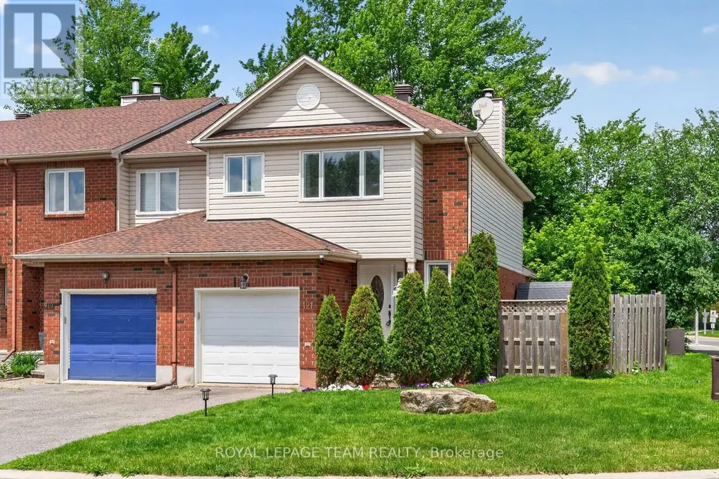 121 Cedarock Drive Ottawa ON K2M 2H5