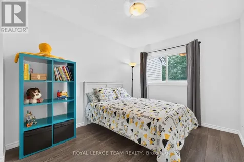 121 Cedarock Drive Ottawa ON K2M 2H5
