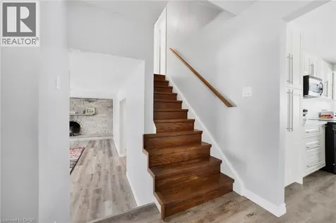 965 Highland Road East Stoney Creek ON L8J 3G1