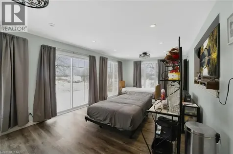 965 Highland Road East Stoney Creek ON L8J 3G1