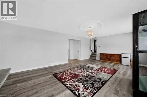 965 Highland Road East Stoney Creek ON L8J 3G1