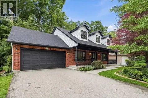 292 Thorncrest Drive Waterloo ON N2L 5R5