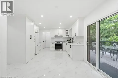 292 Thorncrest Drive Waterloo ON N2L 5R5