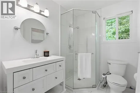 292 Thorncrest Drive Waterloo ON N2L 5R5