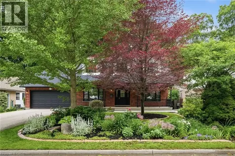 292 Thorncrest Drive Waterloo ON N2L 5R5