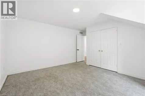 292 Thorncrest Drive Waterloo ON N2L 5R5