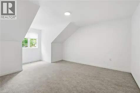 292 Thorncrest Drive Waterloo ON N2L 5R5