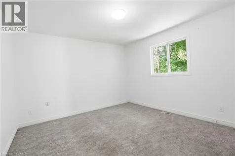 292 Thorncrest Drive Waterloo ON N2L 5R5