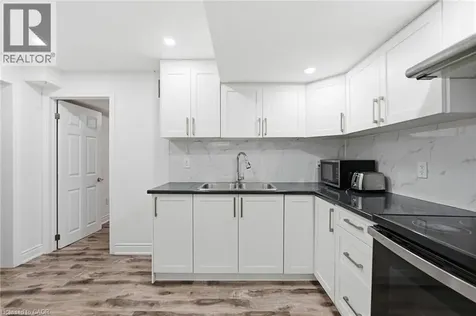 292 Thorncrest Drive Waterloo ON N2L 5R5