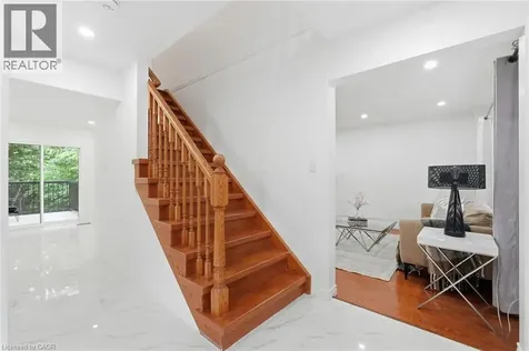 292 Thorncrest Drive Waterloo ON N2L 5R5