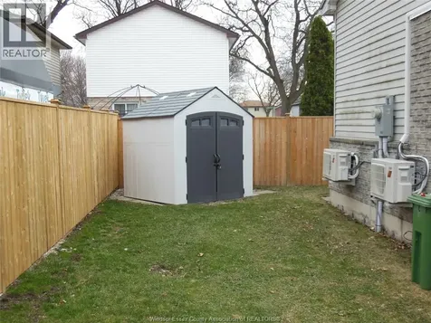 1262 Cottage Windsor ON N9H 1Y8
