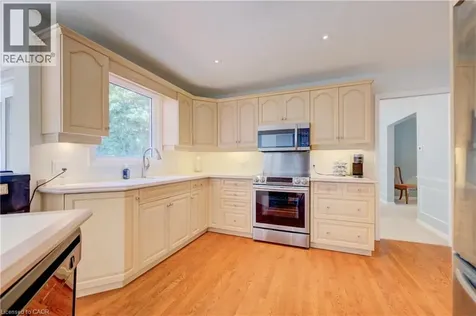 54 Stonegate Drive Kitchener ON N2A 2Z1