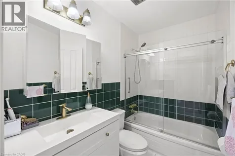 277 Blackacres Boulevard London ON N6G 2H1
