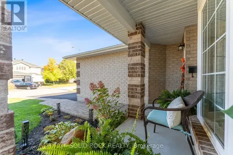 737 Vermillion Drive Ottawa ON K1V 1V9