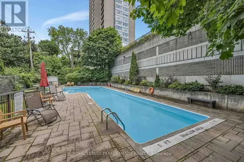 2019 Carling Avenue North Ottawa ON K2A 4A2
