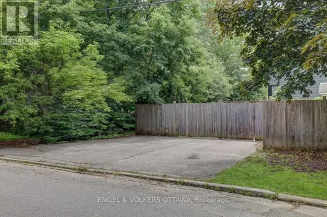 229 Daniel Avenue Ottawa ON K1Y 0C7