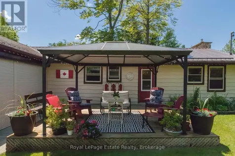326 Lindsay Street South Bruce Peninsula ON N0H 2G0