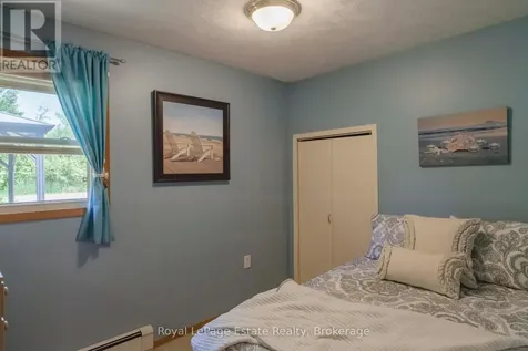 326 Lindsay Street South Bruce Peninsula ON N0H 2G0