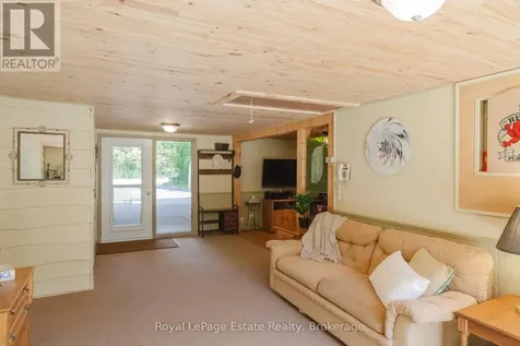 326 Lindsay Street South Bruce Peninsula ON N0H 2G0