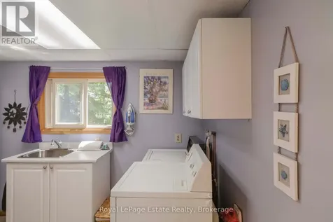 326 Lindsay Street South Bruce Peninsula ON N0H 2G0