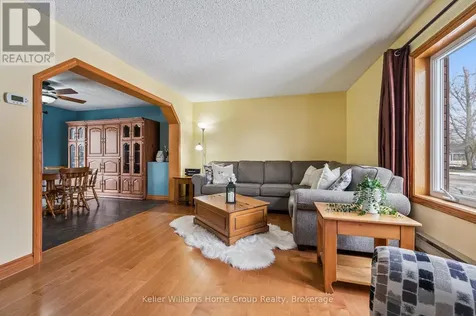 28 Edward Street Mapleton ON N0G 1P0
