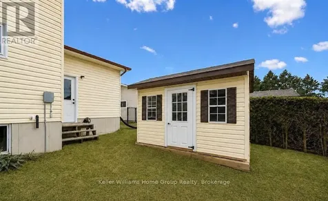 28 Edward Street Mapleton ON N0G 1P0