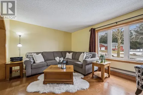 28 Edward Street Mapleton ON N0G 1P0