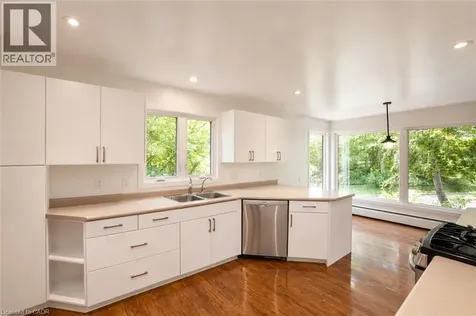 294 Algonquin Drive Waterloo ON N2L 2S8