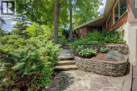 294 Algonquin Drive Waterloo ON N2L 2S8