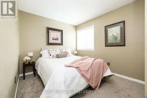 26 Vesta Street Ottawa ON K2J 3Y9