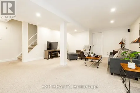 26 Vesta Street Ottawa ON K2J 3Y9