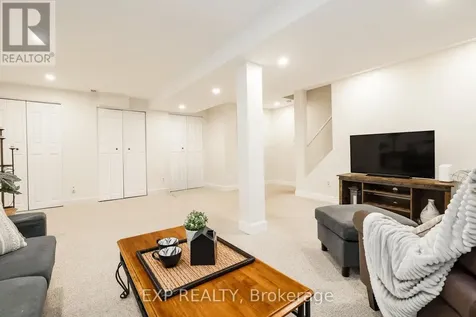26 Vesta Street Ottawa ON K2J 3Y9