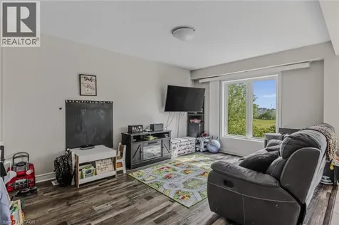 571 Champlain Avenue Woodstock ON N4V 0A6