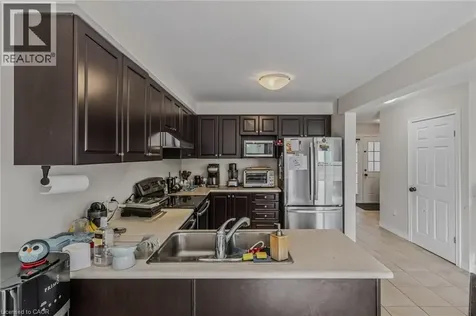 571 Champlain Avenue Woodstock ON N4V 0A6